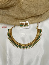 Traditional Green Mulla Necklace 1